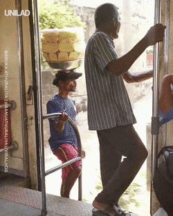 Acid GIFs, June 18 (25 gifs) Acid GIFs, June 18 (25 gifs)