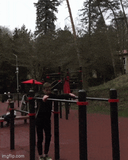 Acid GIFs, June 19 (25 gifs) Acid GIFs, June 19 (25 gifs)