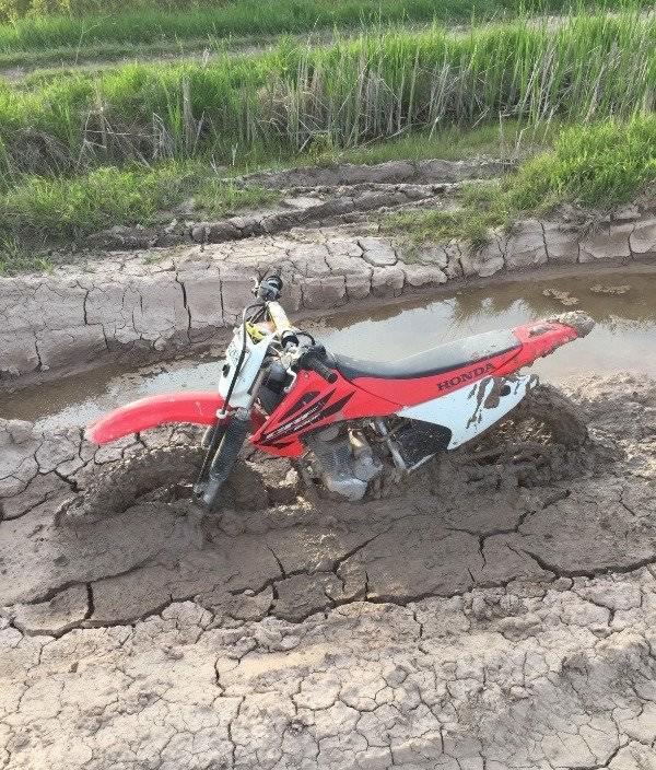 Bad Days Happen (25 pics)