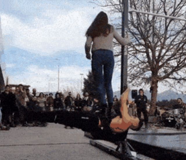 Acid GIFs, June 26 (25 gifs)