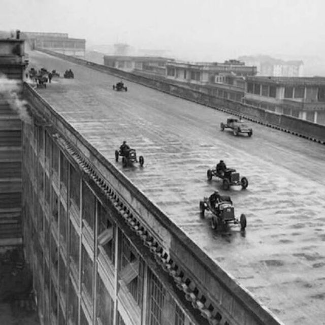 Rare Historical Photos (24 pics)