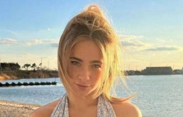 Girls In Sundresseses (47 pics)