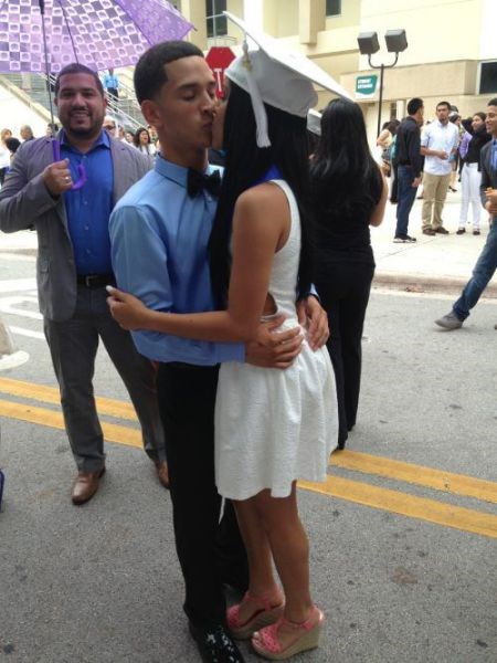 Hilarious Photobombs (23 pics)
