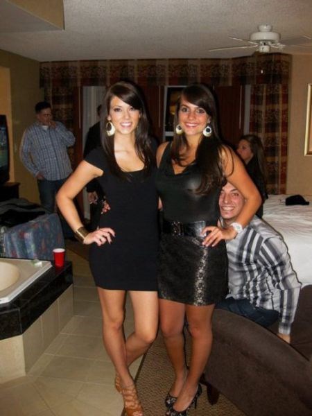 Hilarious Photobombs (23 pics)