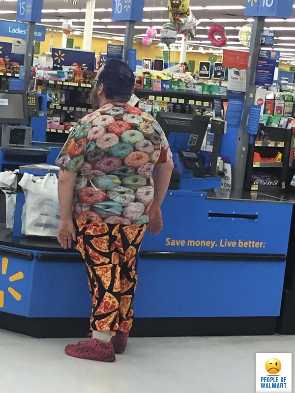 Strange People In Shops (20 pics)