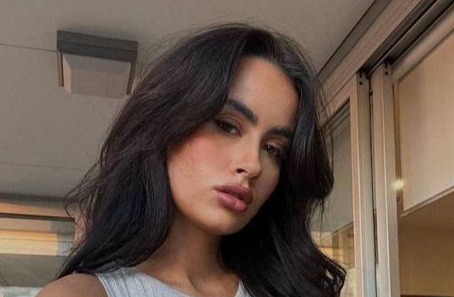 Braless Girls (30 pics)