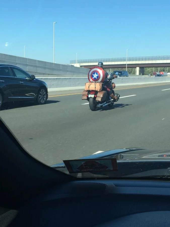 Strange Encounters On The Road (21 pics)