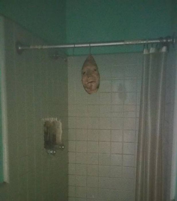 Creepy Photos (21 pics)