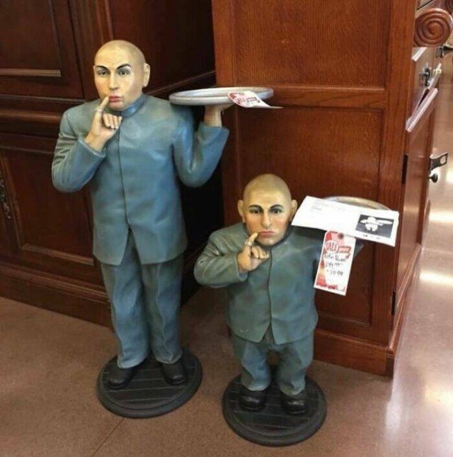Unusual Finds In Thrift Shops (25 pics)