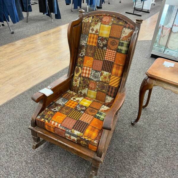 Cool Finds In Thrift Shops (23 pics)