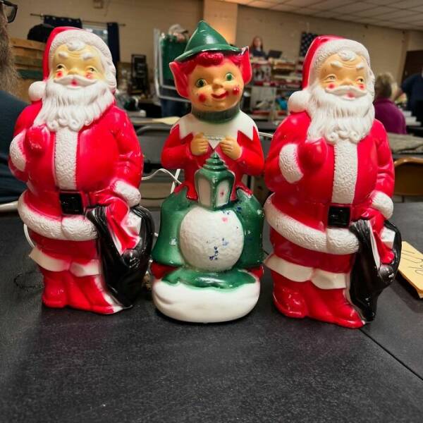 Cool Finds In Thrift Shops (23 pics)