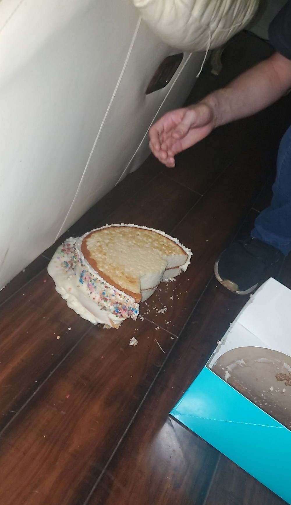 Bad Days Happen (21 pics)