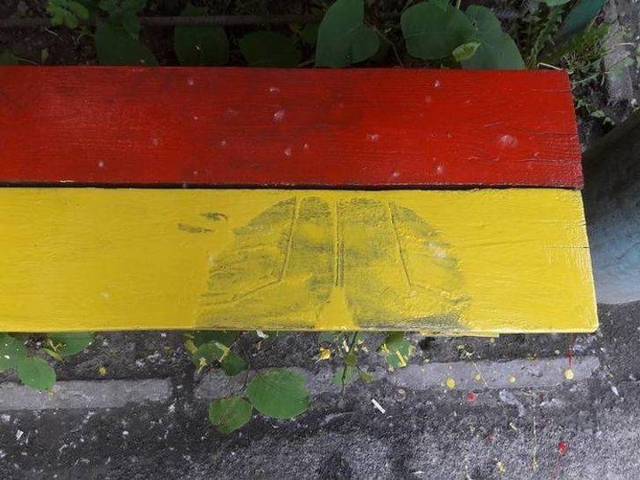 Bad Days Happen (25 pics)