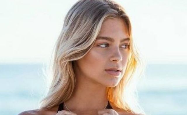 Girls With Tan Lines (48 pics)
