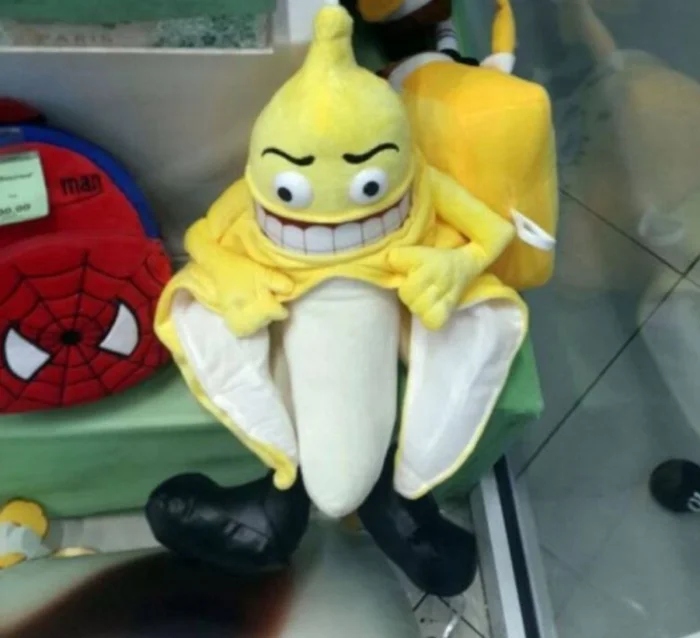 Awful Toys (22 pics)