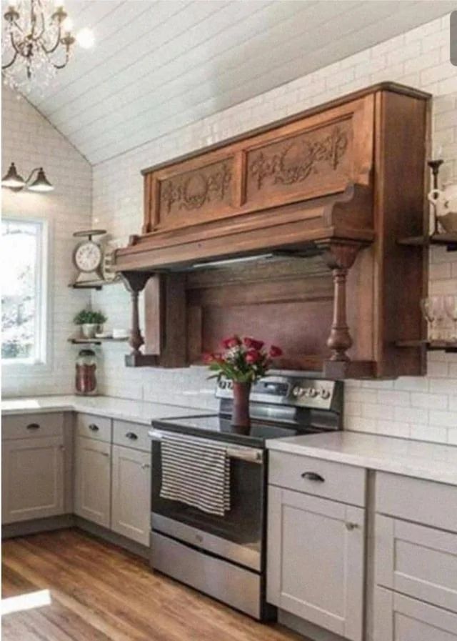 Strange Constructions (17 pics)