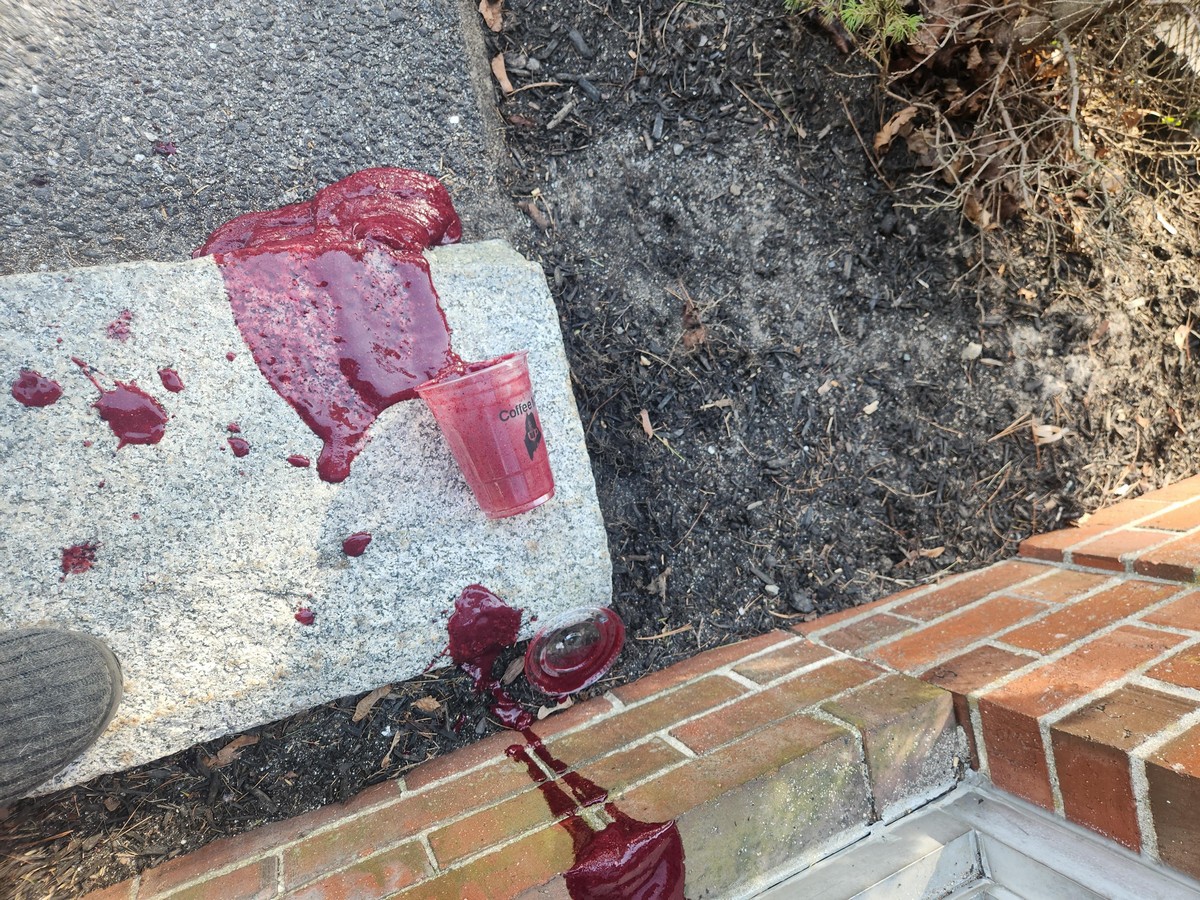 Bad Days Happen (23 pics)