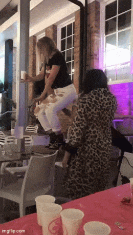 Acid GIFs, July 17 (25 gifs)