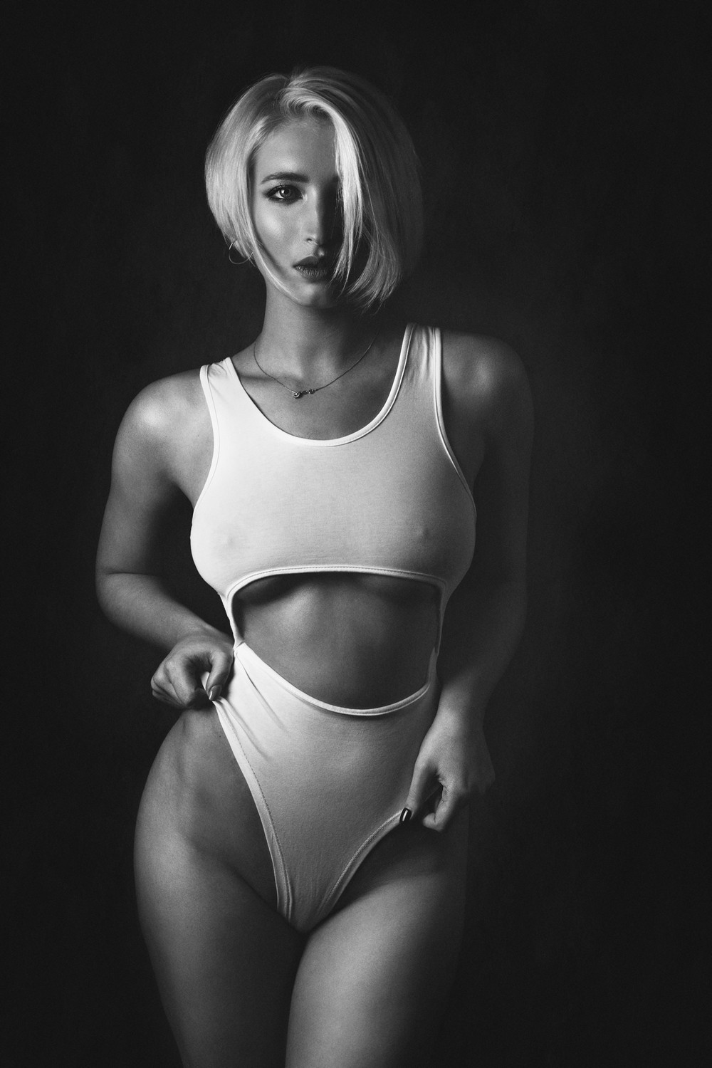 Hot Girls (23 pics)