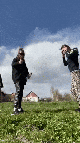 Acid GIFs, July 18 (25 gifs)
