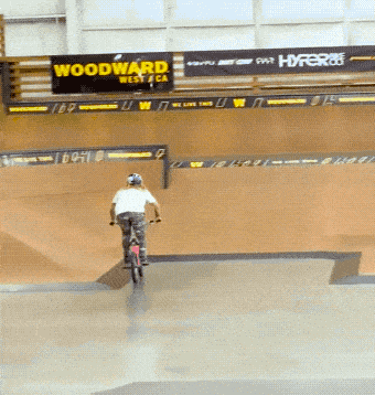 Acid GIFs, July 22 (25 gifs)