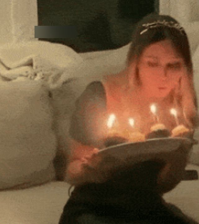 Acid GIFs, July 23 (25 gifs)