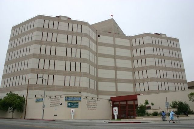 The Most Dangerous Prisons In The United States (10 pics)