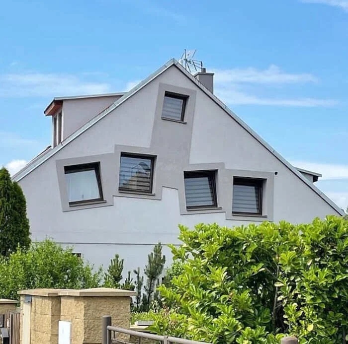 Really Weird Designs (22 pics)