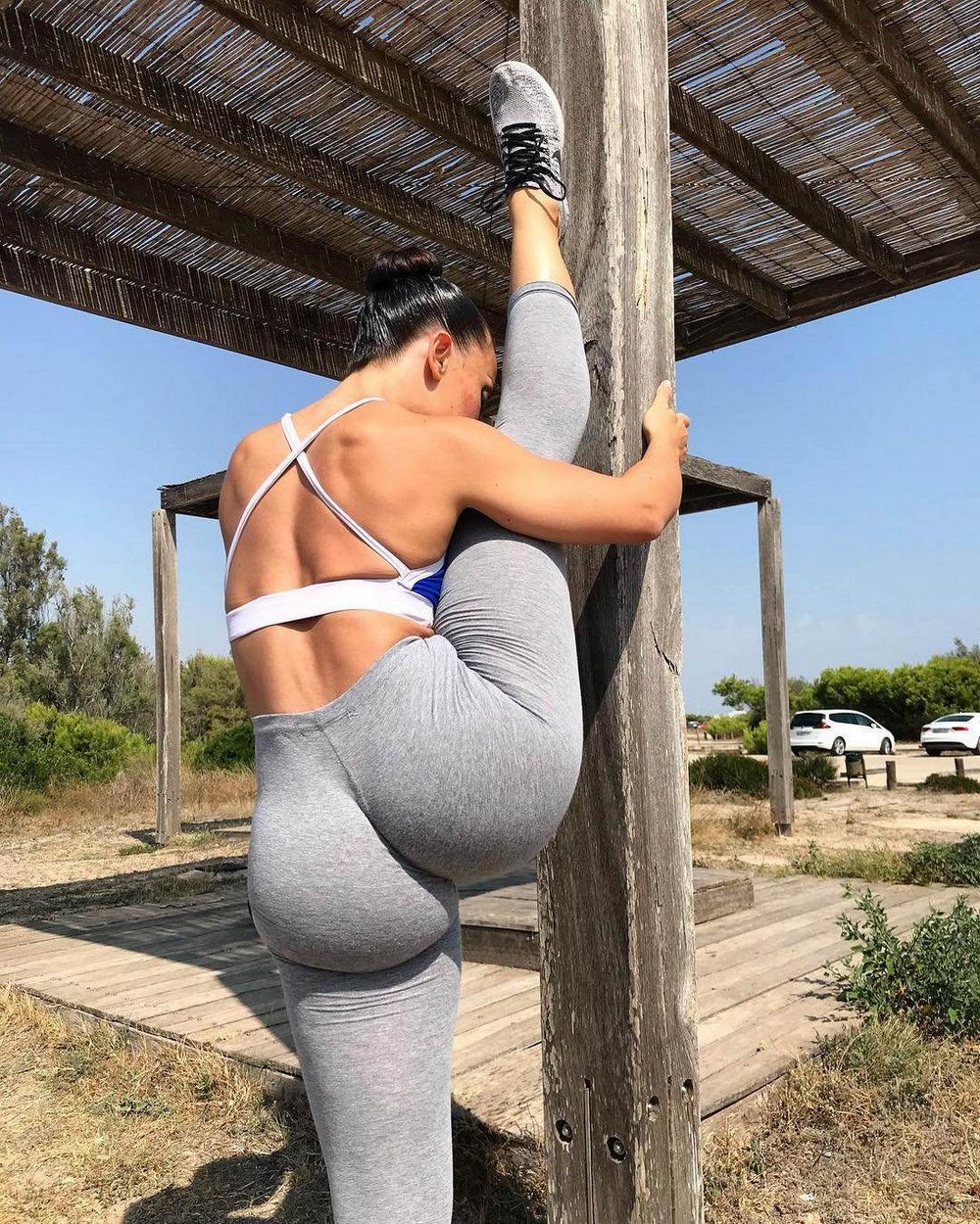 Sporty Girls (22 pics)