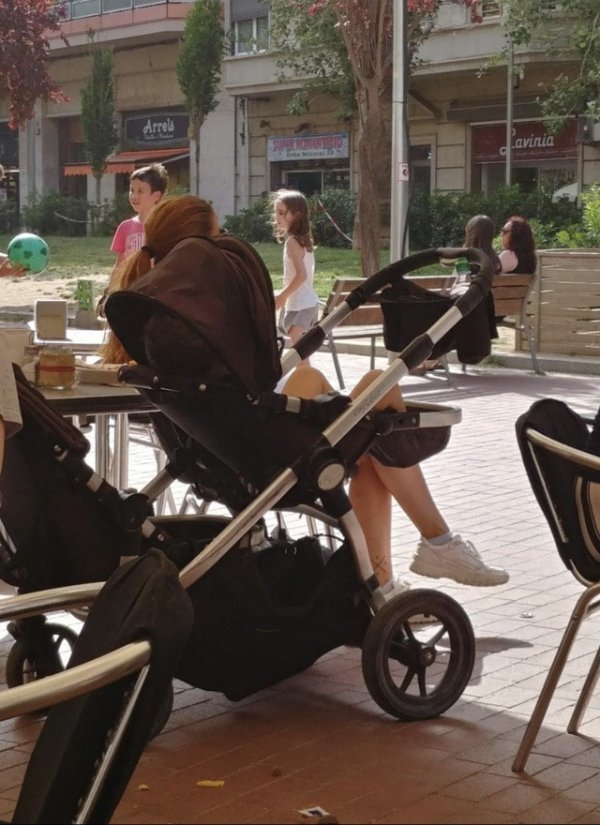 Optical Illusions (17 pics)