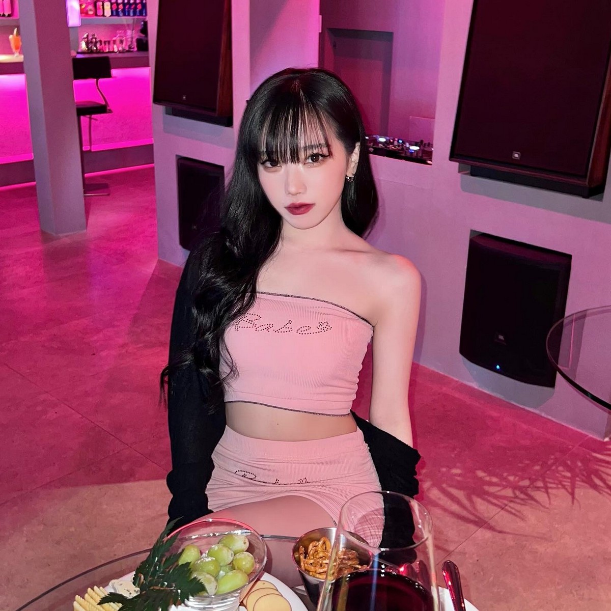 Asian Girls (23 pics)