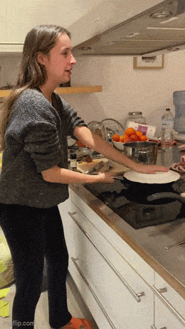 Acid GIFs, July 31 (25 gifs) Acid GIFs, July 31 (25 gifs)