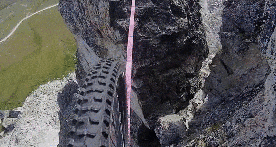 Acid GIFs, August 1 (25 gifs)