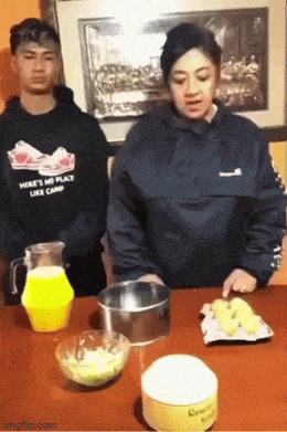 Acid GIFs, August 5 (25 gifs)