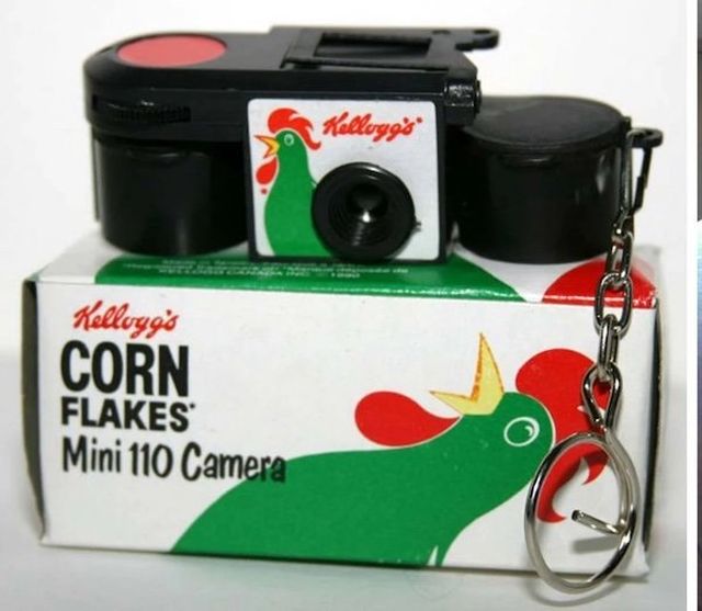 Cool Toys From Cereal Boxes (17 pics)