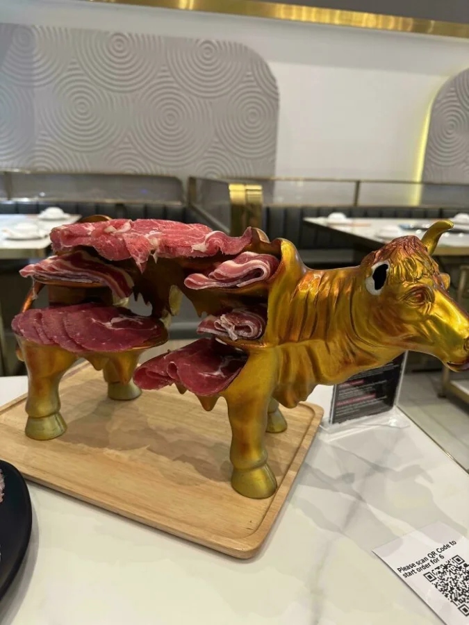 Strange Food Serving (23 pics)