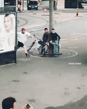Acid GIFs, August 7 (25 gifs)