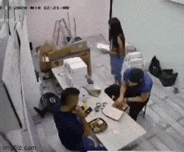 Acid GIFs, August 6 (25 gifs)