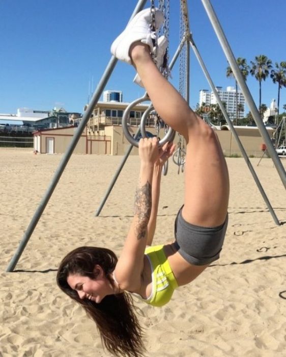 Sporty Girls (22 pics)