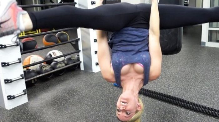 Sporty Girls (22 pics)