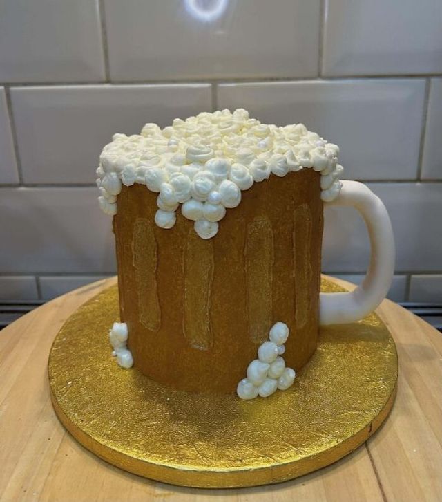 Weird Cakes (30 pics)