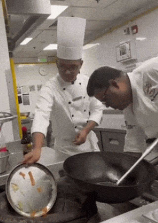 Acid GIFs, August 13 (25 gifs)