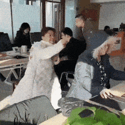 Acid GIFs, August 13 (25 gifs)