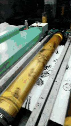 Acid GIFs, August 19 (25 gifs) Acid GIFs, August 19 (25 gifs)