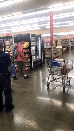 Acid GIFs, August 19 (25 gifs) Acid GIFs, August 19 (25 gifs)