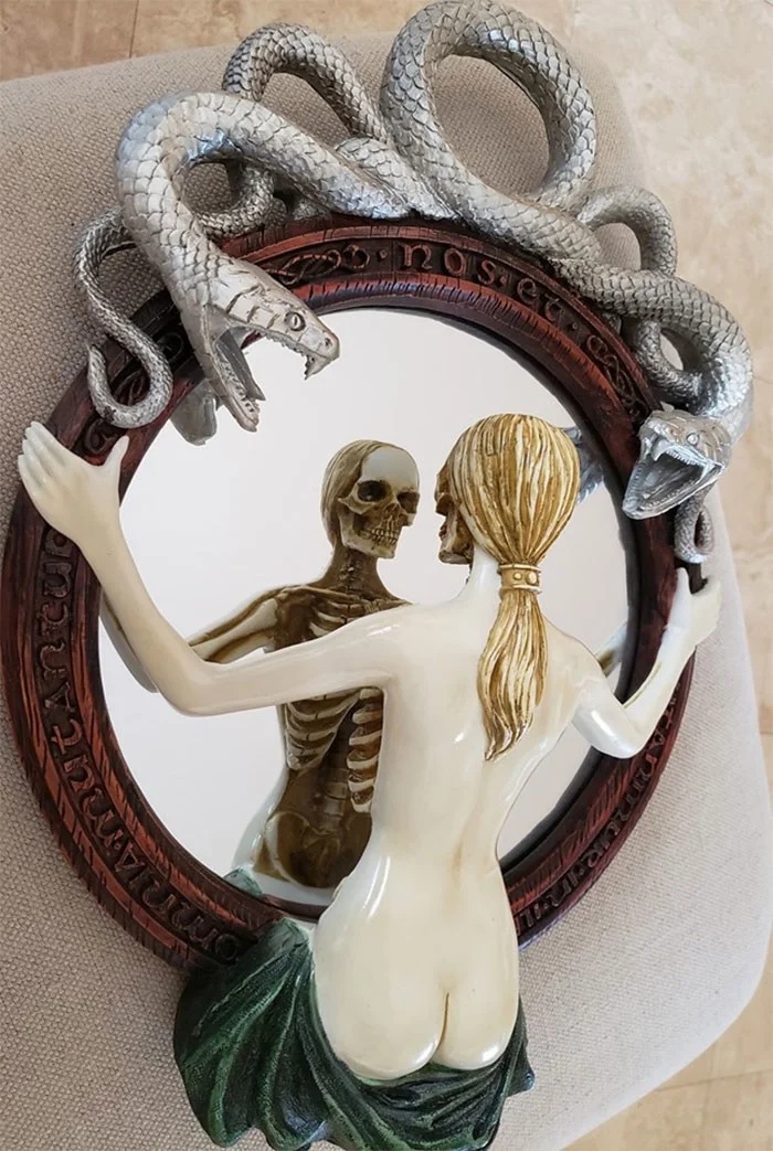 Weird Finds In Thrift Shops (18 pics)