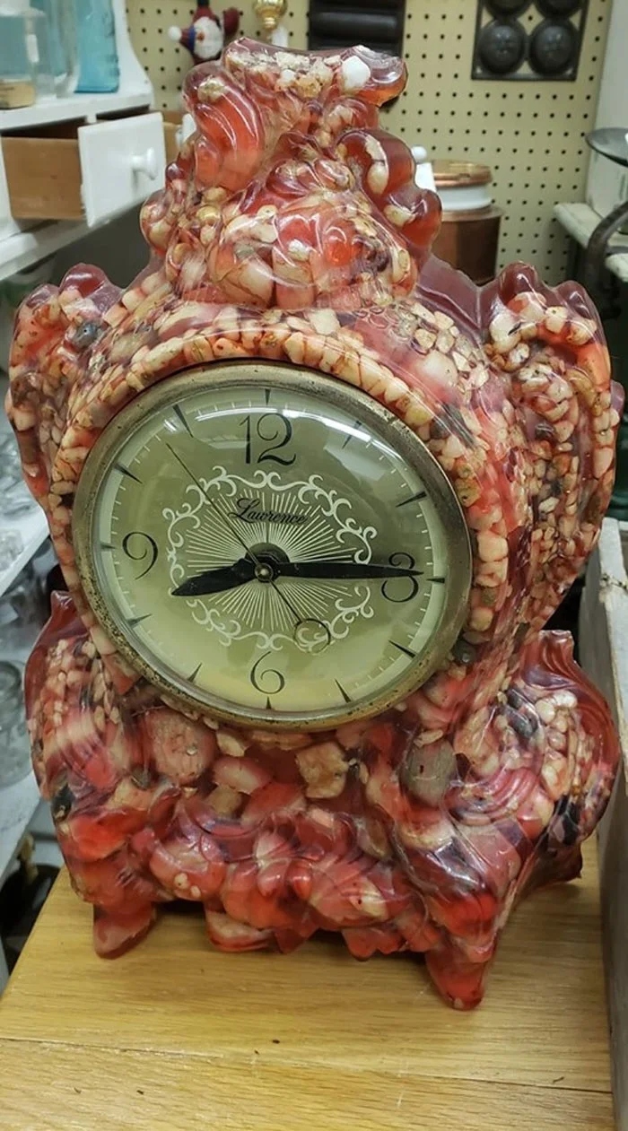 Weird Finds In Thrift Shops (18 pics)