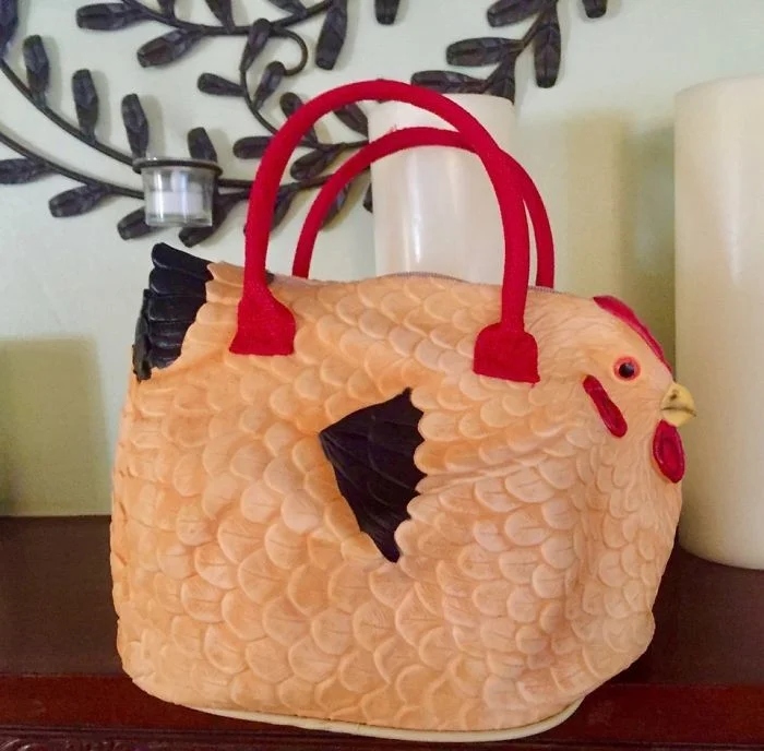 Weird Finds In Thrift Shops (18 pics)