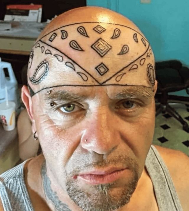Awful Tattoos (16 pics)