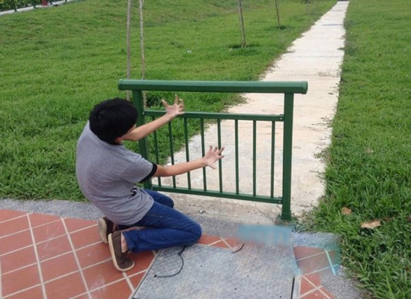 Failed Constructions (15 pics)